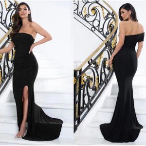 Club L London BLACK ONE SHOULDER FISHTAIL MAXI DRESS